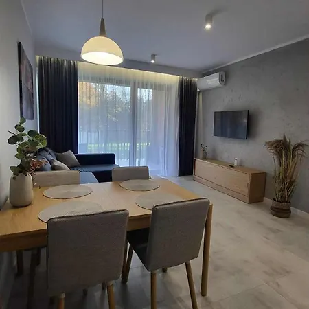 アパート Balticlux - Greeneri Park シフィノウイシチェ