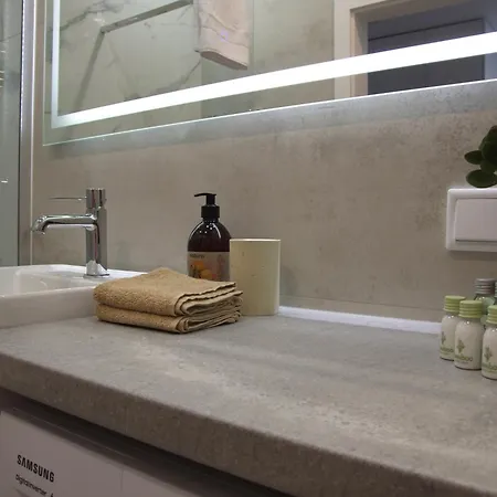 Balticlux - Greeneri Park アパート シフィノウイシチェ