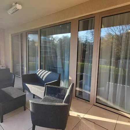 Balticlux - Greeneri Park アパート シフィノウイシチェ