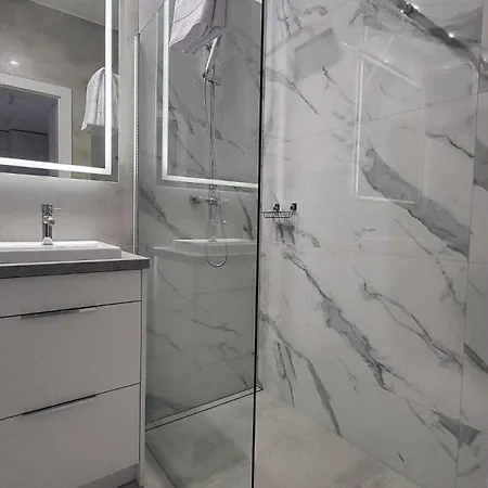 Balticlux - Greeneri Park アパート