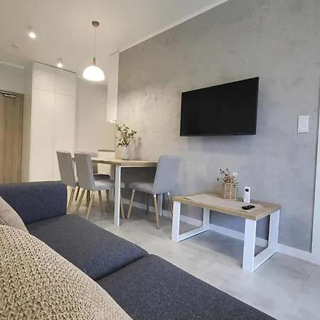 Balticlux - Greeneri Park アパート